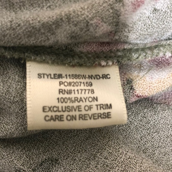 Lovestitch Floral Boho Blouse SOLD - Picture 5 of 6